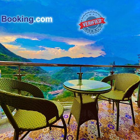 Hotel Kempty - A Boutique Hotel, ムスーリー エクステリア 写真