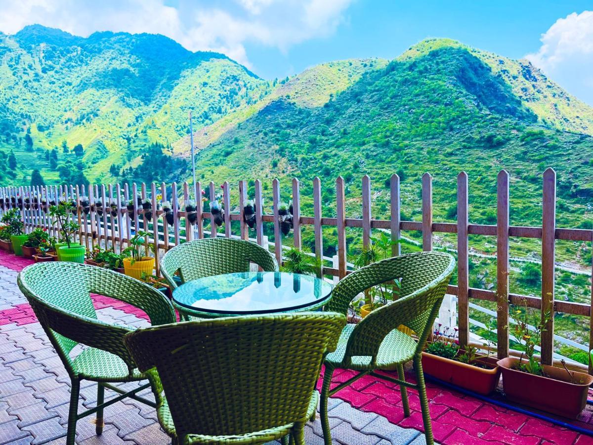 Hotel Kempty - A Boutique Hotel, ムスーリー エクステリア 写真